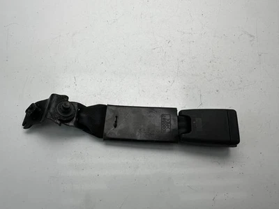 Infiniti QX70 2015-2017 trasero segunda fila lado izquierdo cinturón de seguridad hebilla OEM Foto 1 de 4