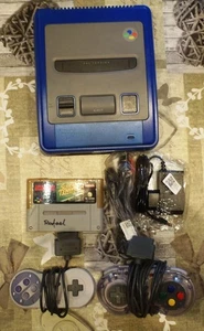 Blue design Super Nintendo SNES + 2 Controller + SuperTennis - Bild 1 von 8