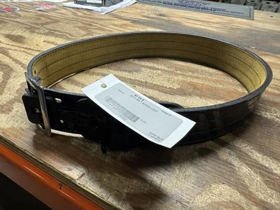 Safariland Model 87 Duty Belt Suede Lined 87-34-9 - Image 1 of 4