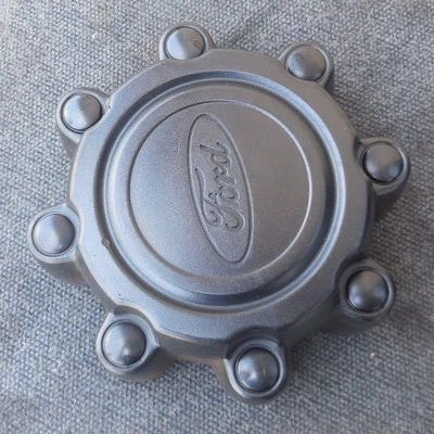 16" 1999-2005 Ford F250 F350SD Excursion center cap hubcap (Close) - Imagem 1 de 2