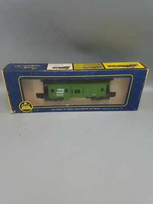 HO Scale, Lima Italy Burlington Northern Bay Window Caboose Car - Image 1 of 4