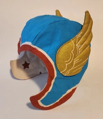 Disfraz Capitán América Superhéroe Casco Alado Sombrero Lona Rojo Blanco Azul Dorado Foto 1 de 2