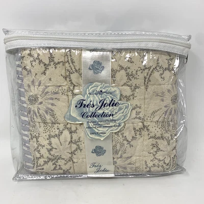 Almohada acolchada floral de inspiración antigua Sham Tres Jolie gris francés beige NUEVA Foto 1 de 4