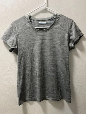 Camiseta deportiva de senderismo Columbia gris manga corta para mujer talla pequeña  Foto 1 de 4