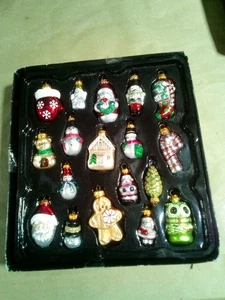 Vintage Holiday Time, 18 Glass Ornaments - Picture 1 of 2