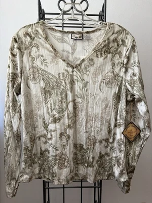 CARIBBEAN JOE Petite Crinkled Green Velvet Paisley Top M L P 38"  V Neck NWT - Image 1 of 4