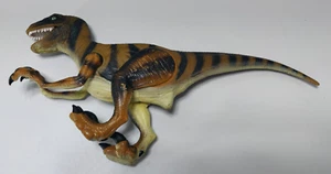Vintage 1994 Kenner Jurassic Park Dinosaur Kick Action Figure Utah Raptor 15" - Picture 1 of 9