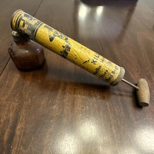 1940 Vintage FLIT BUG/INSECT Metal SPRAYER Toy Soldier (Dr. Seuss artist) - Bild 1 von 4