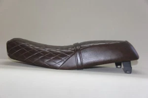 1980-1981 Suzuki GS250 GS250T Twin cafe racer motorcycle saddle seat CODE: L1220 - Picture 1 of 8