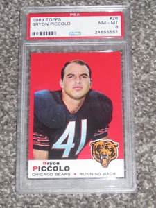 1969 Topps Football #26 Bryon Bryan Piccolo RC UER PSA 8 NM/MT NQ - Foto 1 di 2