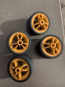 LEGO x4 TYRE BALOON WIDE 43 X 26 Gold RIM WIDE 30X20, W/ CROSS HOLE 61481 66155 - Picture 1 of 1