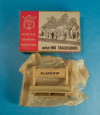 WARDIE MASTER MODELS ARISTO-CRAFT STATION BENCH 50s BRITISH 00 HO-RARE BOX-METAL - Image 1 of 3