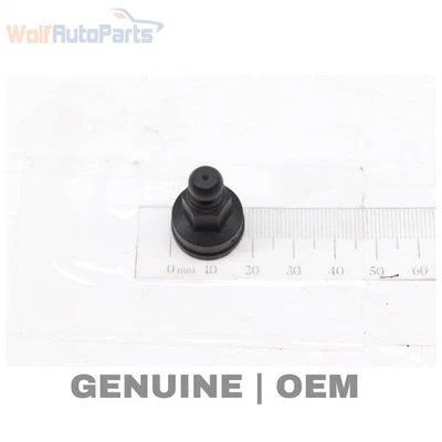 AUDI Q3 QUATTRO 2015-2018 - Luz trasera superior tapa/tuerca 4L0945230A Foto 1 de 4