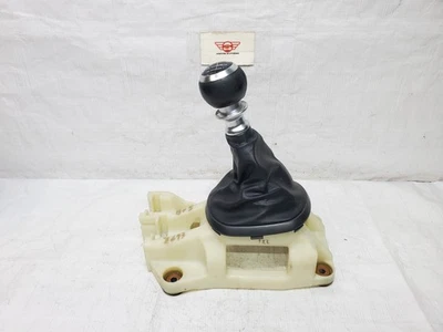 14 2014 Hyundai Veloster Manual Transmission Gear Shifter Knob OEM 437002V300 Foto 1 de 4