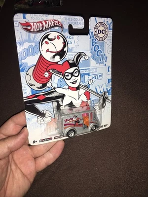 Hot Wheels DC Comics BREAD BOX Harley Quinn Premium Nostalgic Brands Real Riders - Image 1 of 4