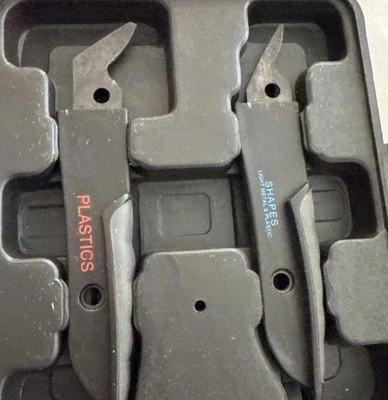 Crocodile Cutter Plastic Metal Cutter and Shaper - Image 1 of 4