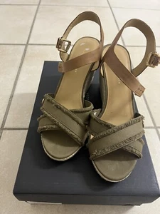 Tommy Hilfiger Wedges Keilsandaletten in der Gr.40 - Bild 1 von 4