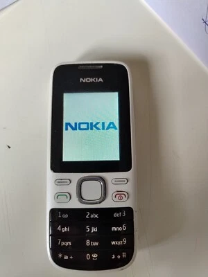 CELLULARE classico NOKIA 2690 FUNZIONANTE completo  - Immagine 1 di 2