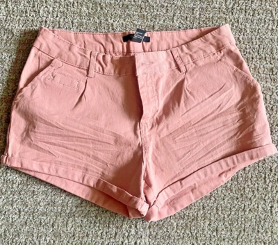 DE COLECCIÓN EUC MUJER FOREVER 21 MILLENNIAL ROSA SUAVE PUÑOS PANTALONES CORTOS TALLA MEDIANA Foto 1 de 4