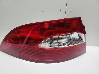 PEUGEOT 207 Headlight With Spot Right Hand W/Built In Motor 2006- Fits On Superb - Image 1 of 3