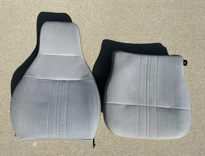 89 90 91 92 93 94 Geo Metro Front Passenger SEAT COVER ONLY  4 DOOR HATCHBACK Foto 1 de 4