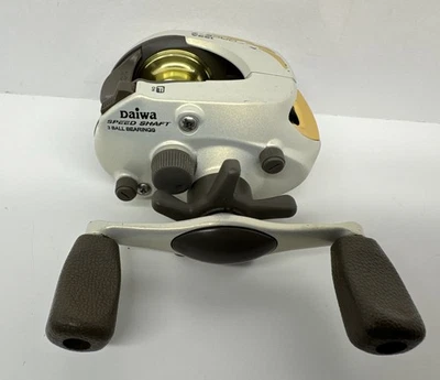 Vintage Daiwa Triforce Z 153A Baitcast Reel Original Owner Used Couple Times - Image 1 of 4