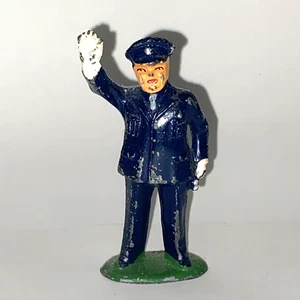 Figura De Colección Barclay Manoil Juguete Plomo Oficial de Policía Deteniendo Tráfico - Imagen 1 de 6