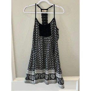 Hollister schwarz weiß Razorback Boho Schulterriemen kurzes Kleid Gr. M - Bild 1 von 6