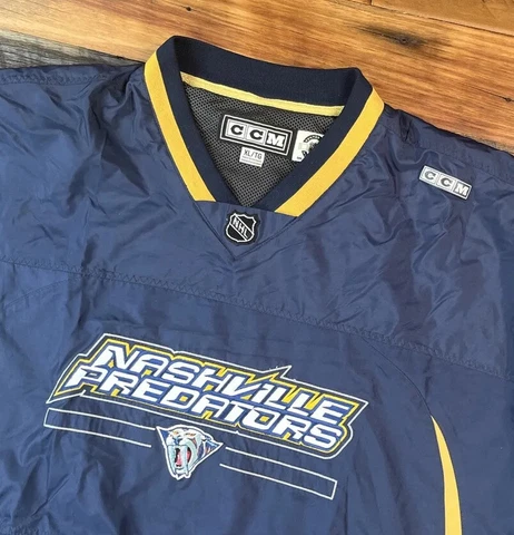 Vintage CCM NASHVILLE PREDATORS Mens XL Hockey Pullover Embroidered Jacket~New Cover