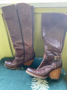 7,5 M Damen Kork-Ease Braun Halbhohe Stiefel Braun Leder 38,5 - Bild 1 von 7