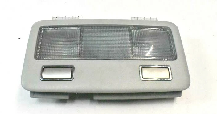 09-15 JAGUAR XF X250 后房顶灯 8X23-MBBS-A 原始设备制造商 — 第 1/4 张图片