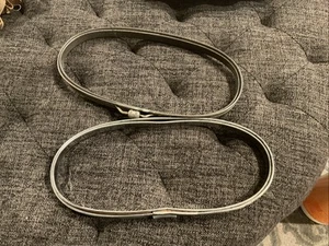 Lot of 2 Vintage Metal Tension Oval Embroidery Hoop Cork Lined 9" x  4.5-5” - Picture 1 of 7