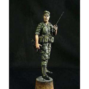 1/16 Resin Model Kit Vietnam War US Army Soldier Unpainted - Picture 1 of 2