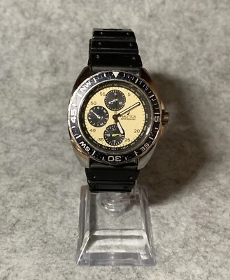 Reloj Buzos Nautica N07564 Colores Crema y Negro Batería Nueva Foto 1 de 4