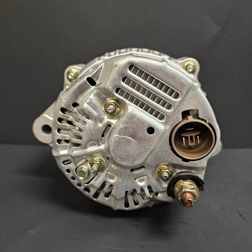 Alternador Jaguar Vanden Plas XJ6/XJS 1993 A 1997 4,0 L 120 amperios reman de Bosch Foto 1 de 4