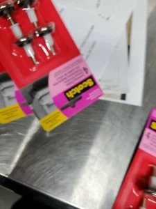 Scotch Adjustable Level Steel Glides 1-1/16in 4pk new in package free shipping  - Picture 1 of 6