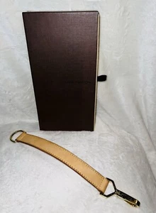 LOUIS VUITTON Vanchetta Cinghia per Valigia PEGASE in Pelle, Lunghezza 12" - Foto 1 di 11