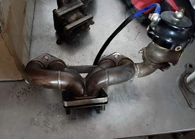 Colector y Wastegate turbo Mazda B2000/B2200 Foto 1 de 4