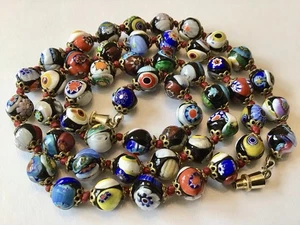 VINTAGE ART DECO VENETIAN MILLEFIORI GLASS BEAD NECKLACE M16 - Picture 1 of 2