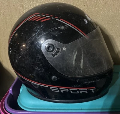 Capacete esportivo vintage anos 80 Bell Motorsports preto vermelho listrado gráfico áspero!!! - Imagem 1 de 4
