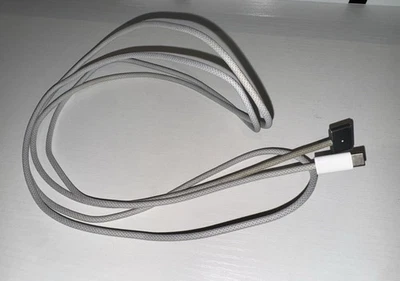 Apple MagSafe 3 Silver cable 2 meters (USB-C to MagSafe3) (as shown) - Image 1 of 3