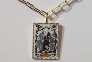 2023 Disney Parks X Baublebar goldfarben Hokus Pocus Sanderson Sisters Halskette - Bild 1 von 5