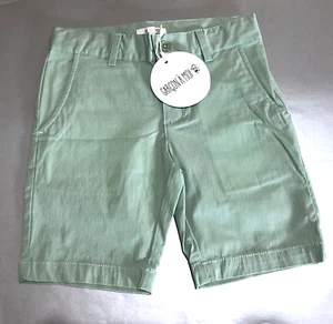 NWT GARCON A' MOI MINT GREEN COTTON BLEND ADJ. WAIST BUTTON AND ZIP SHORTS SZ. 8 - Picture 1 of 2