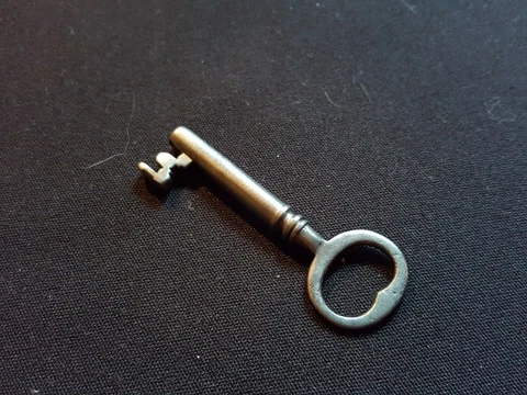 One Reclaimed Antique Cast Steel Georgian Key Door Furniture (EER239) Cover