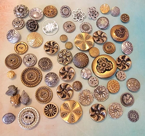 Antique & Vintage Metal Button Lot Floral Buttons Flowers 💐 49 Amazing Buttons Cover