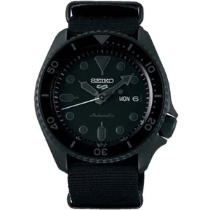 Reloj automático deportivo Seiko 5 para hombre con correa de nailon negro SRPD79K1 - Imagen 1 de 3