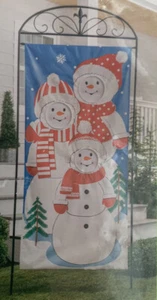 Snow Family Photo Op Interactive DOOR COVER Evergreen 28"W x 54"H Linen Cloth - Picture 1 of 9
