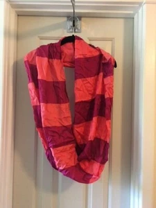 ISAAC MIZRAHI LIVE Striped Knit Infinity Scarf 262214 - Bild 1 von 6