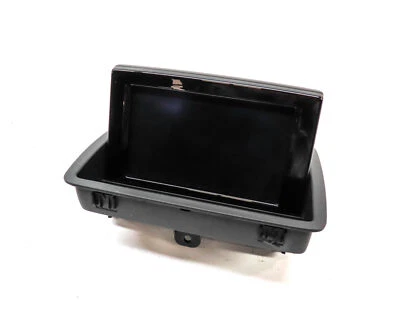 2015-2018 AUDI Q3 (8U) RADIO PHONE MEDIA MULTIMEDIA 7" COLOR DISPLAY SCREEN - Image 1 of 4