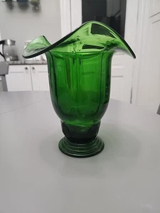 Vintage Martinsville Green Glass Moondrop Vase - Picture 1 of 6